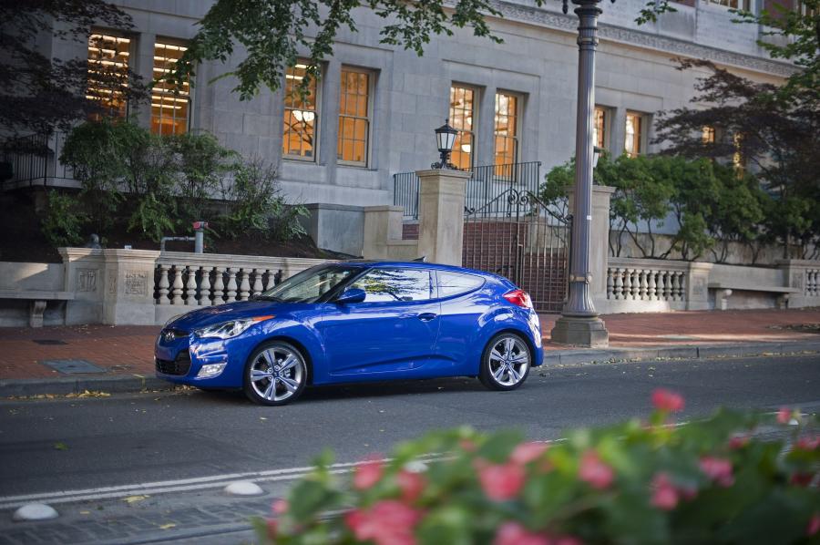  Hyundai Veloster 2011 года  (фото 177 из 184)